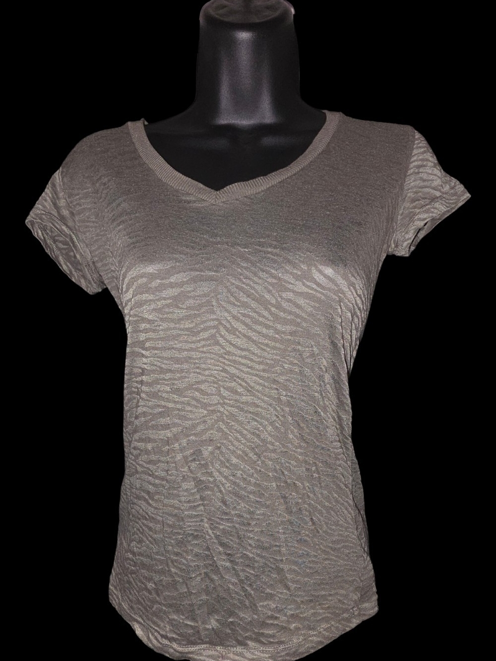 Papaya Ashy Olive Green Animal Print Burnout V-Neck Tee - Size S